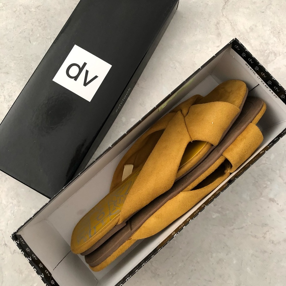 Dolche Vita sandals